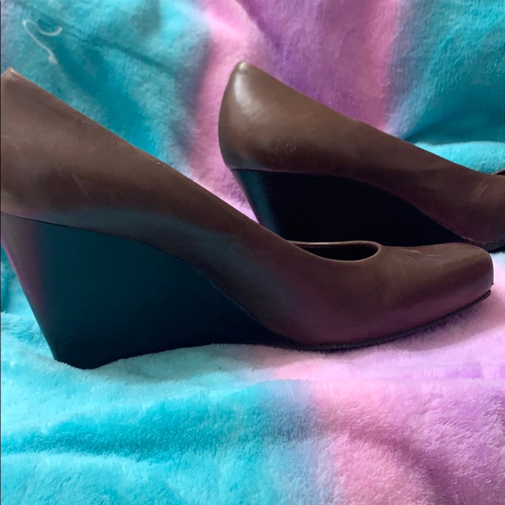🌻2 for $25 🌻 Gianni Bini square toed wedge